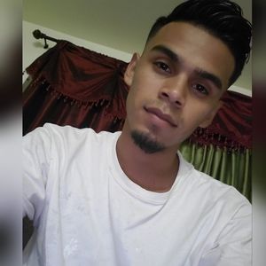 Meet your Posher, Emanuel